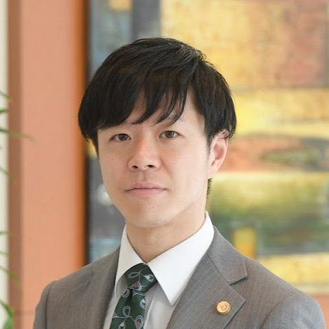 加藤晃敏弁護士の写真
