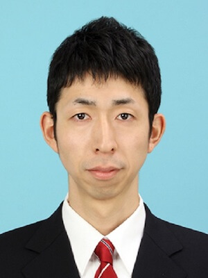 田中弁護士の顔写真