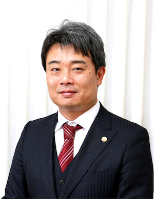 本田弁護士の顔写真